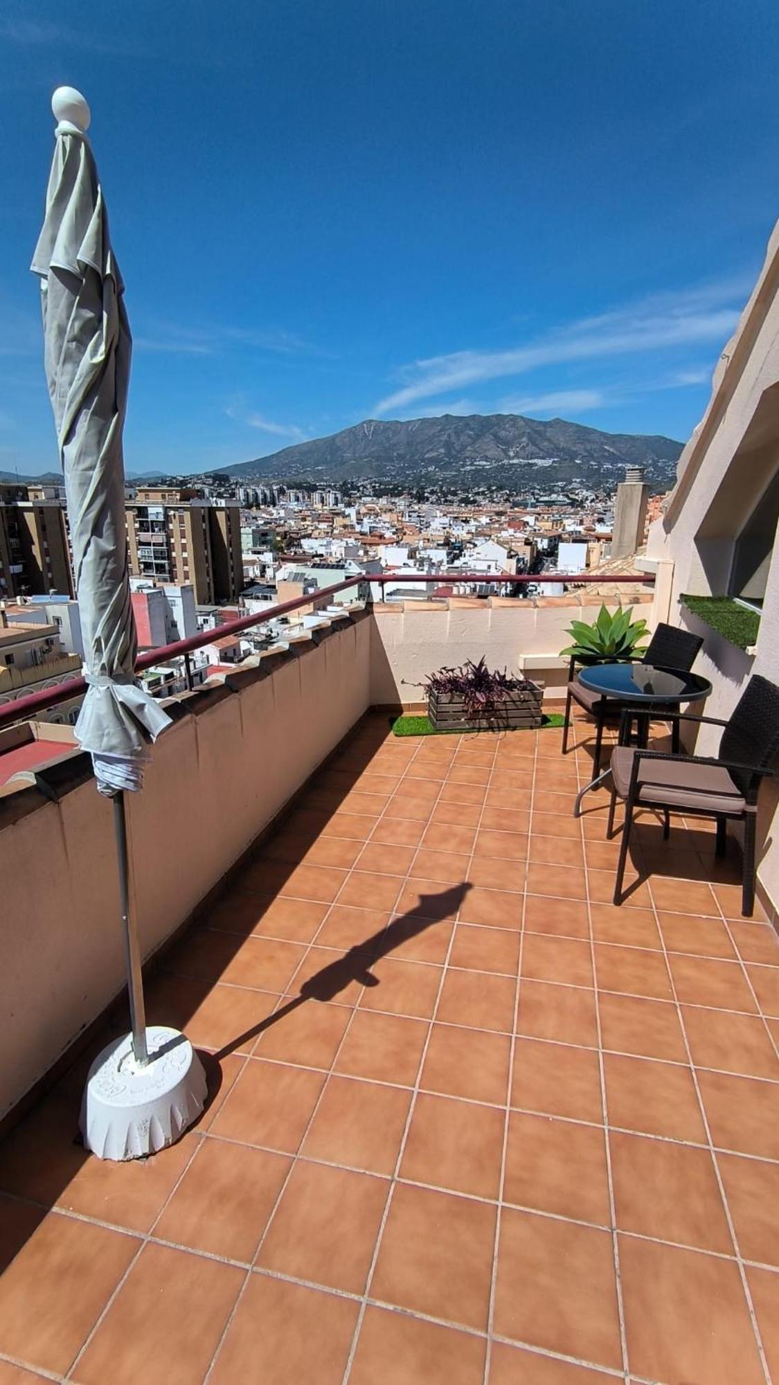 Apartamentos La Casa De Bebita Fuengirola Exteriör bild
